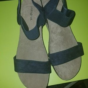 Wedge sandals